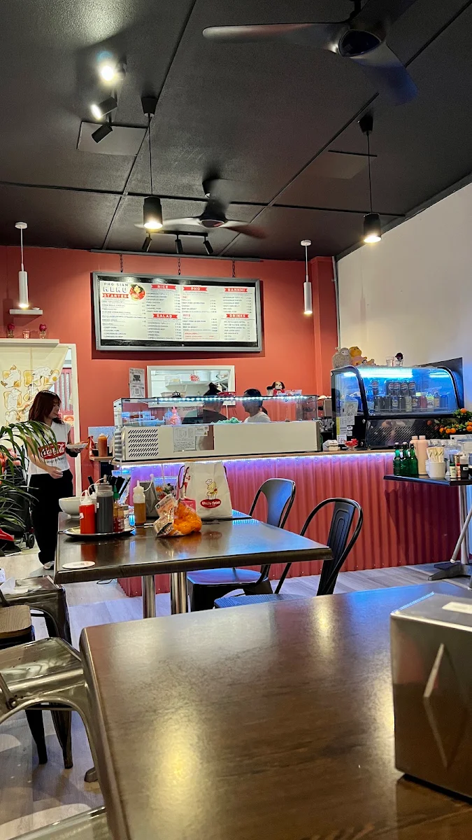 Vibe, Pho Siam