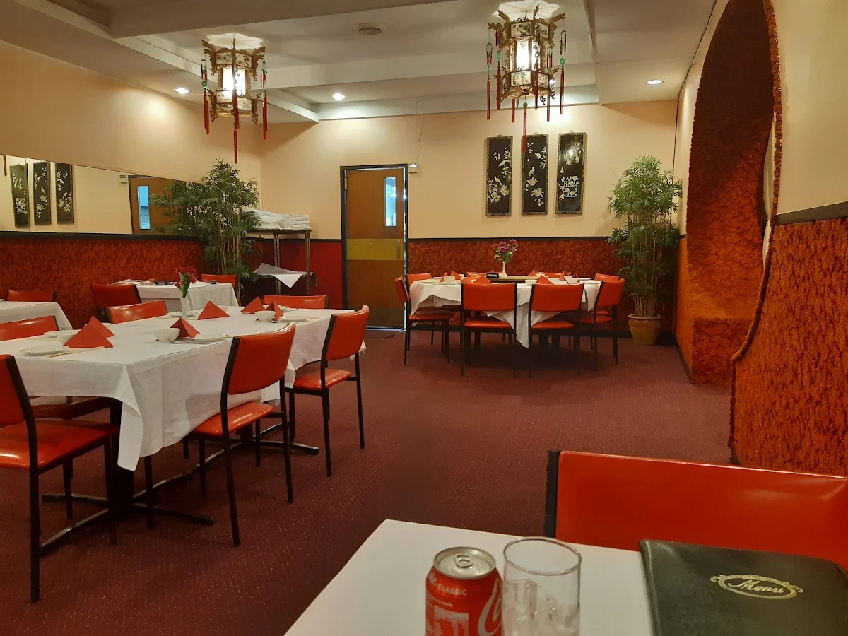 Vibe, Golden Dragon Chinese Restaurant