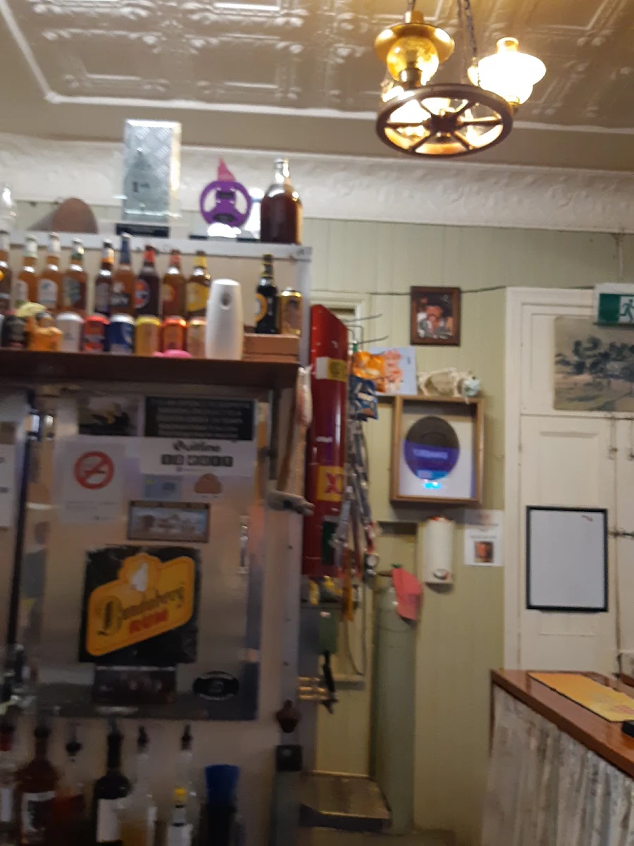 Vibe, Sandy Creek Pub