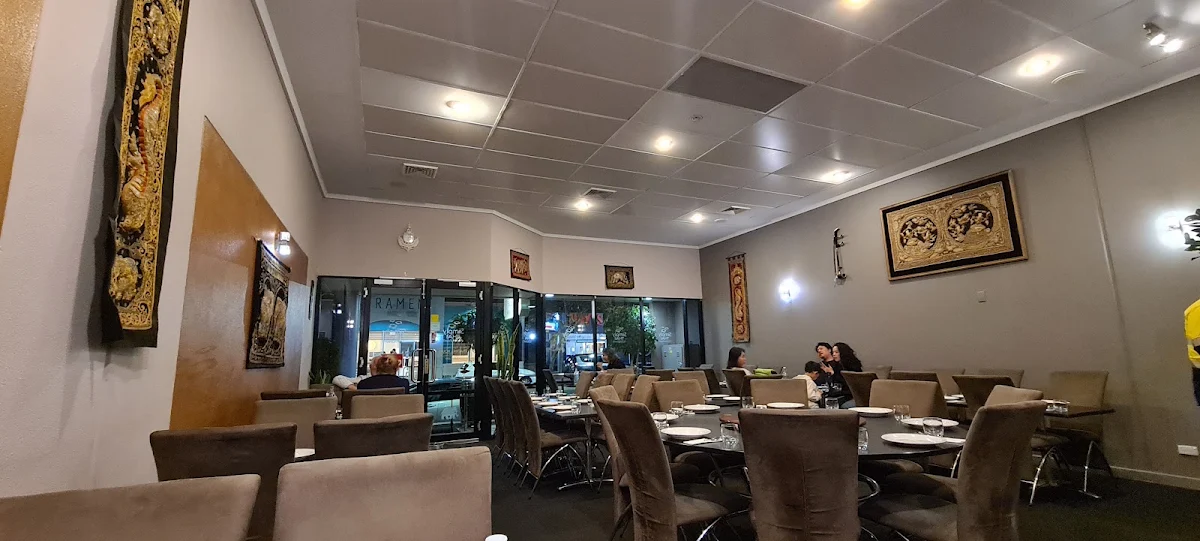Vibe, Simply Thai Restaurant