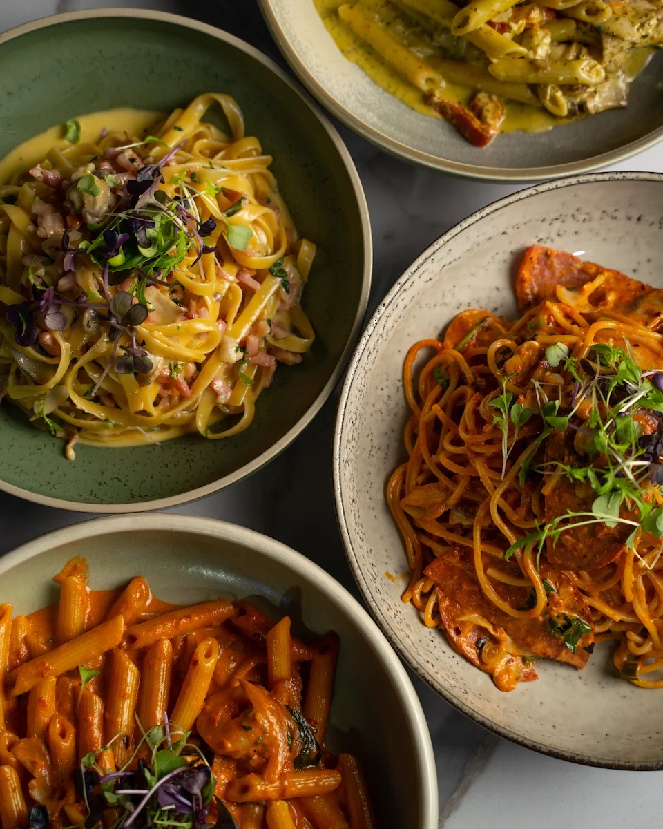 Food & drink, Michaelangelo's Pizzeria