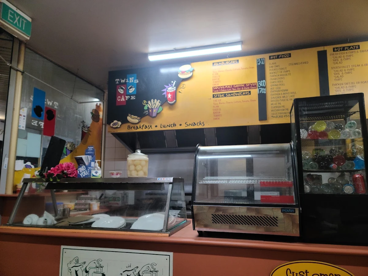 Menu, Twins Cafe