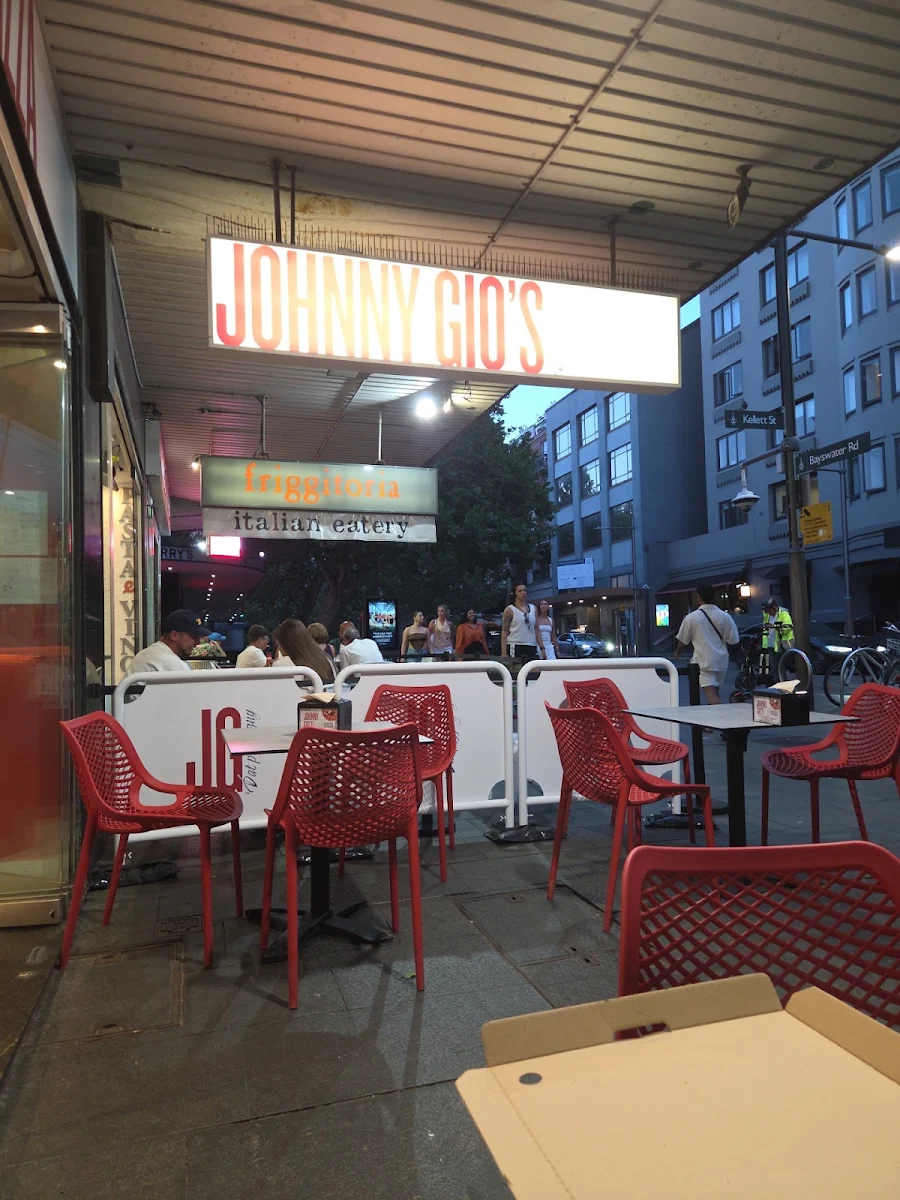 Vibe, Johnny Gio's Pizza Potts Point