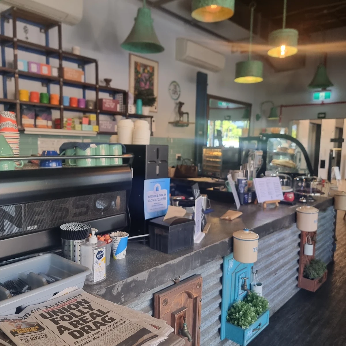 Vibe, The Cups Espresso Kitchen