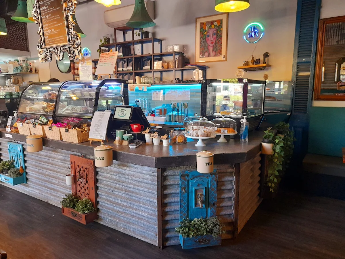 Vibe, The Cups Espresso Kitchen