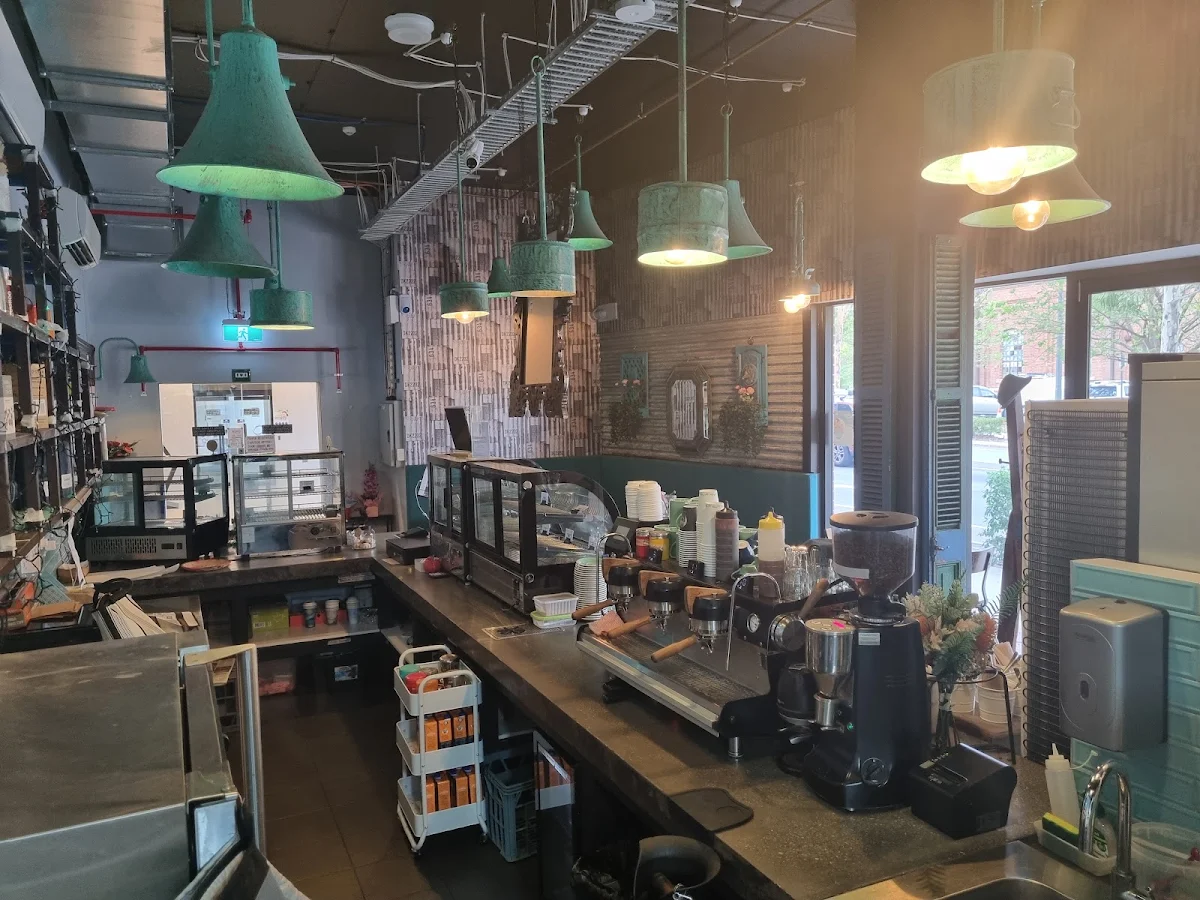 Vibe, The Cups Espresso Kitchen