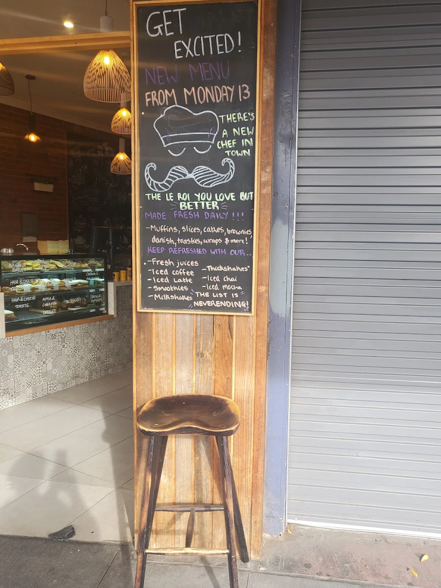 Menu, Le Roi Cafe