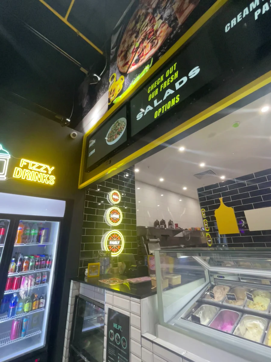 Vibe, The Cheesy Slice