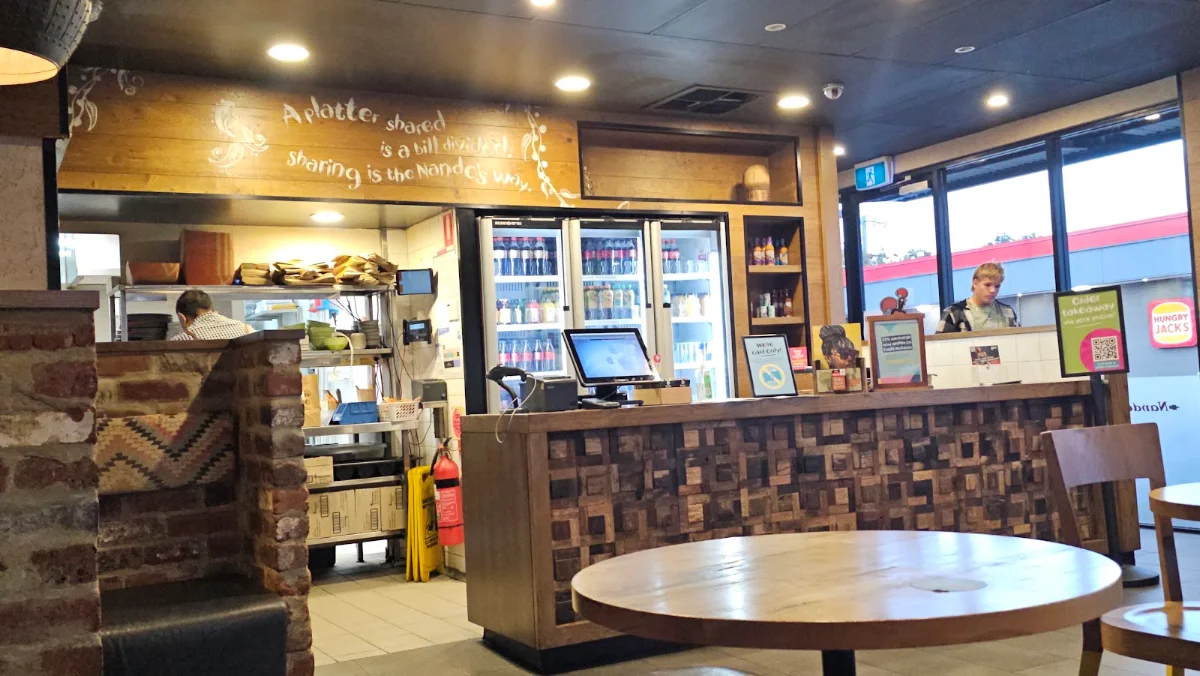 Vibe, Nando's Midland