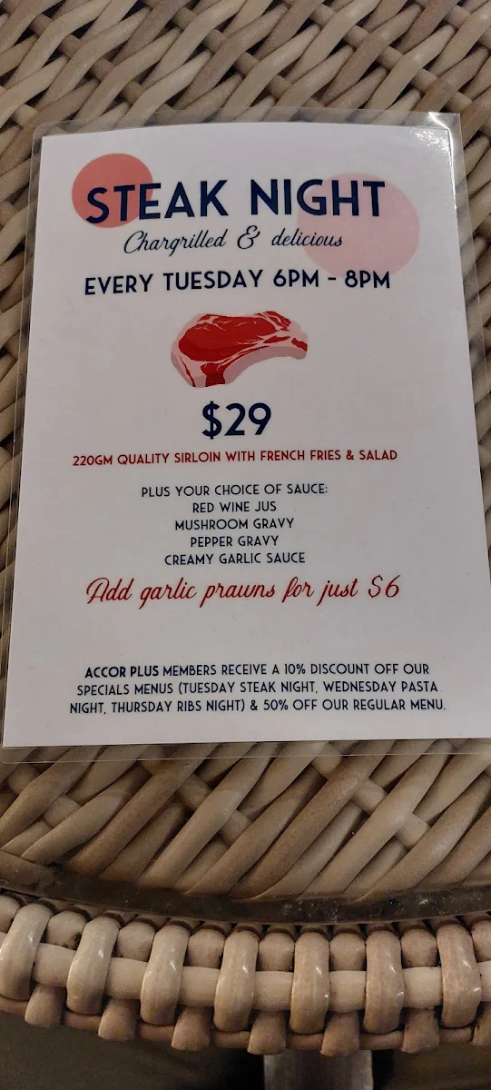 Menu, Club Croc Bistro
