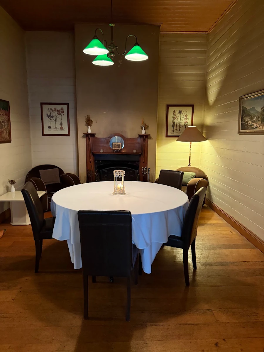 Vibe, Ruby's Mount Kembla Restaurant