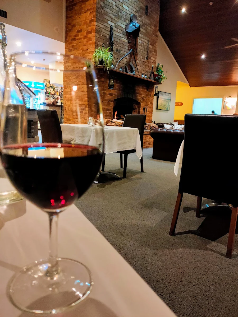 Food & drink, Bowen Inn Motel