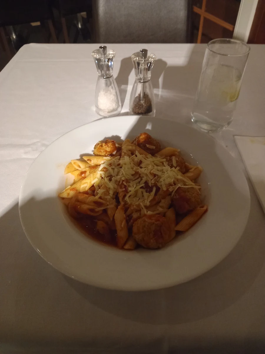 Food & drink, Bowen Inn Motel
