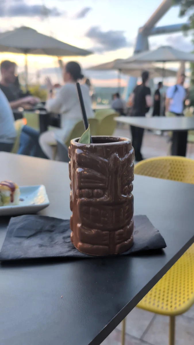 Vibe, SOKO Rooftop Bar & Restaurant