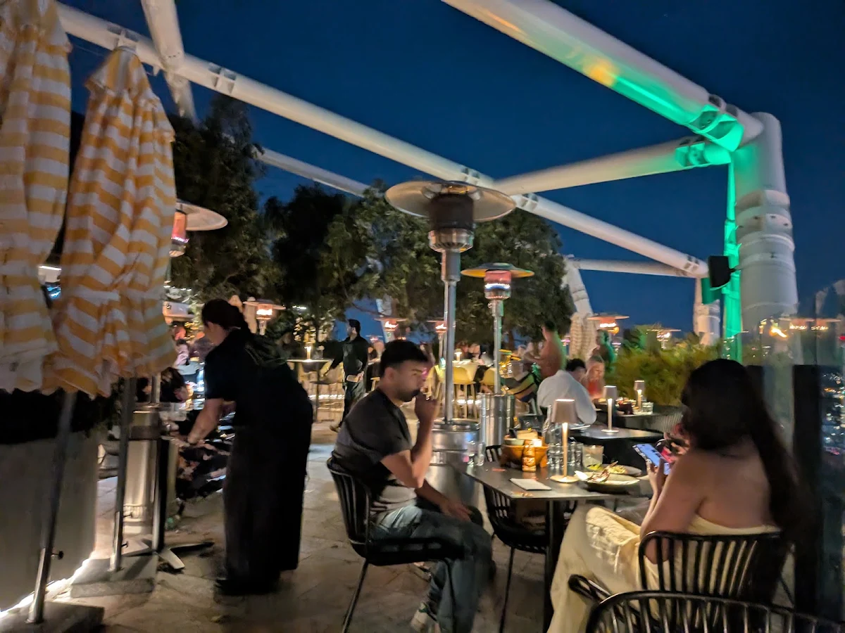 Vibe, SOKO Rooftop Bar & Restaurant
