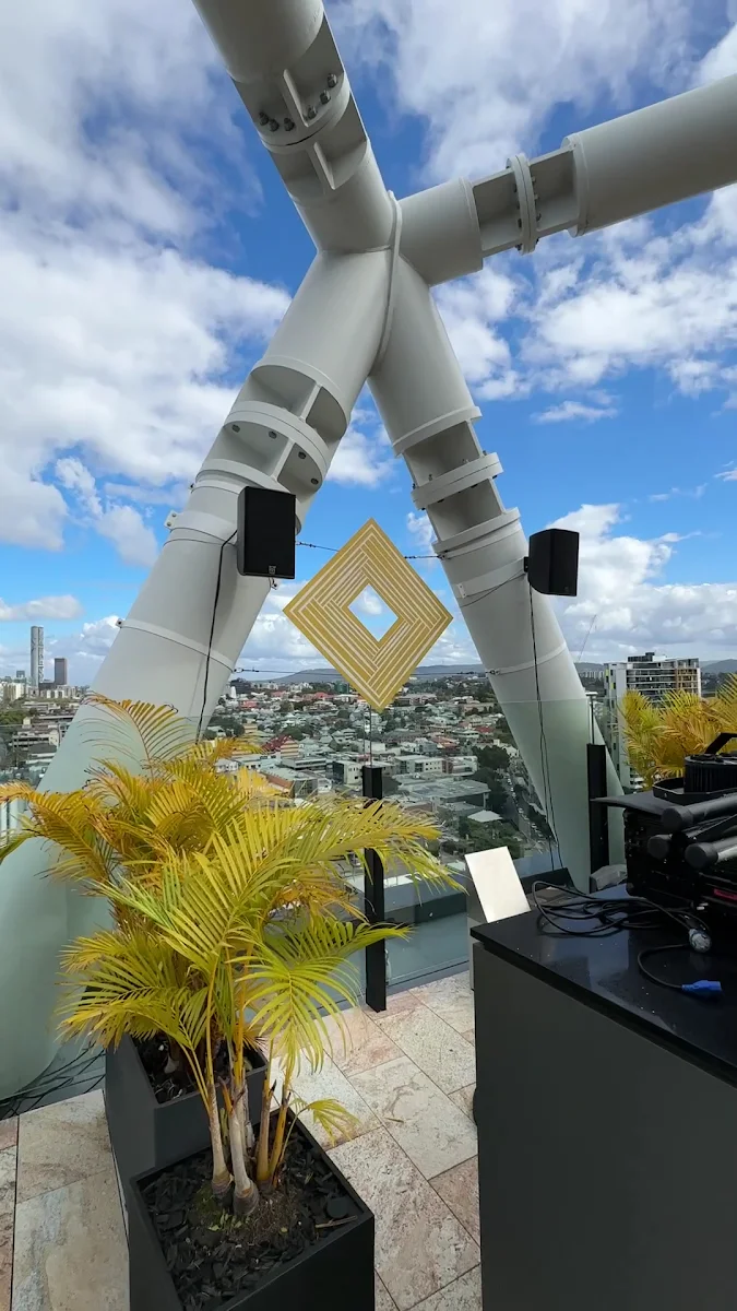 Vibe, SOKO Rooftop Bar & Restaurant
