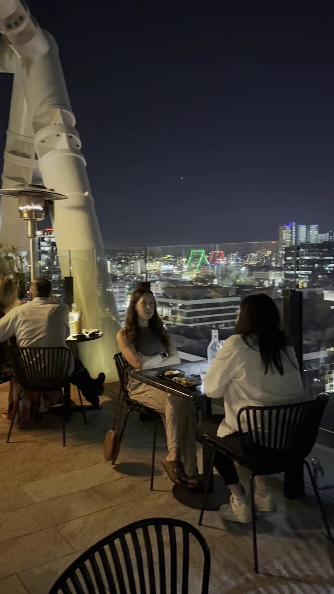 Vibe, SOKO Rooftop Bar & Restaurant