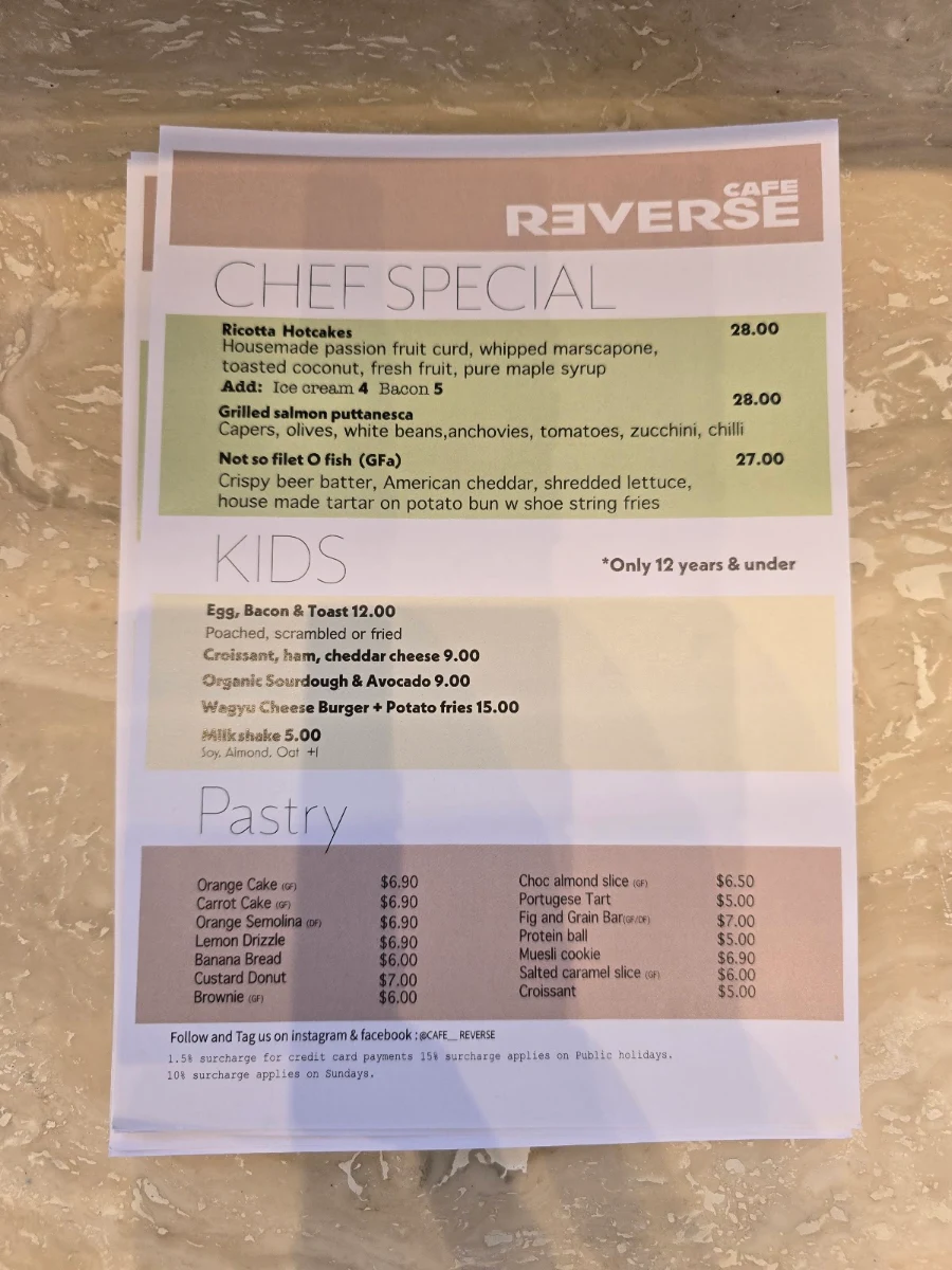 Menu, CAFE REVERSE