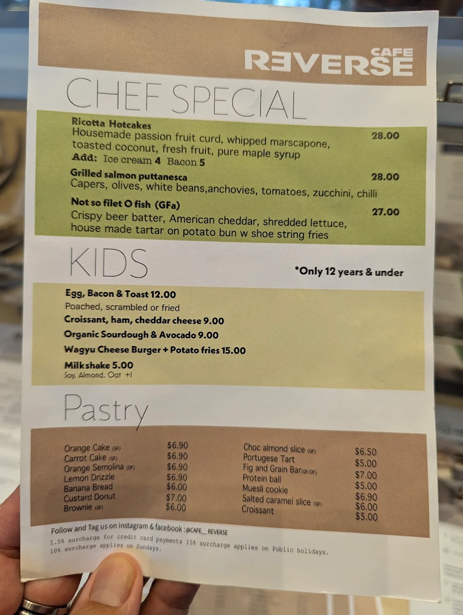 Menu, CAFE REVERSE