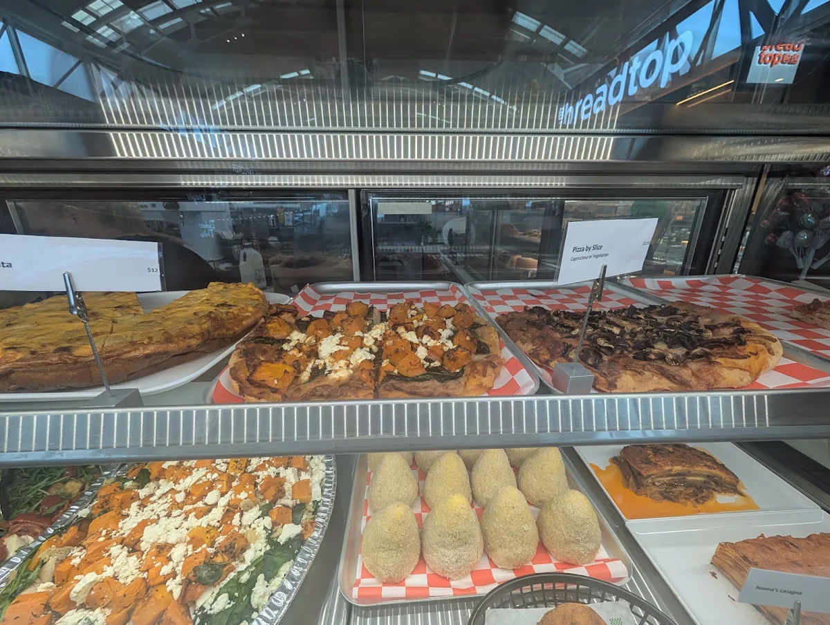 Vibe, The 3 Legs Cafe