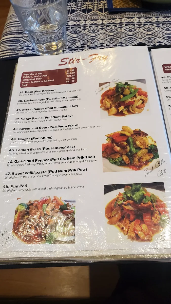 Menu, Basil Leaf Thai