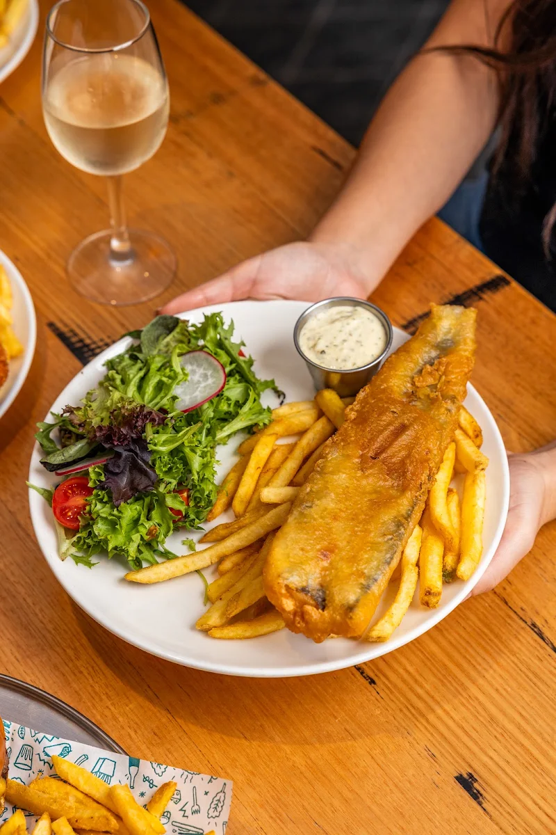 Food & drink, Kinselas Hotel