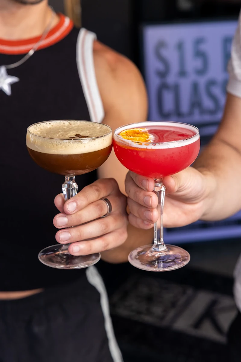 Food & drink, Kinselas Hotel