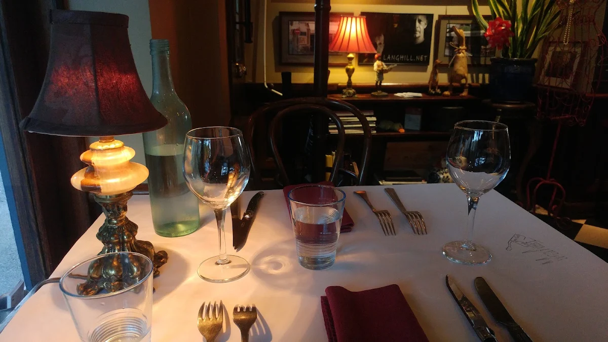 Food & drink, Mon Ami