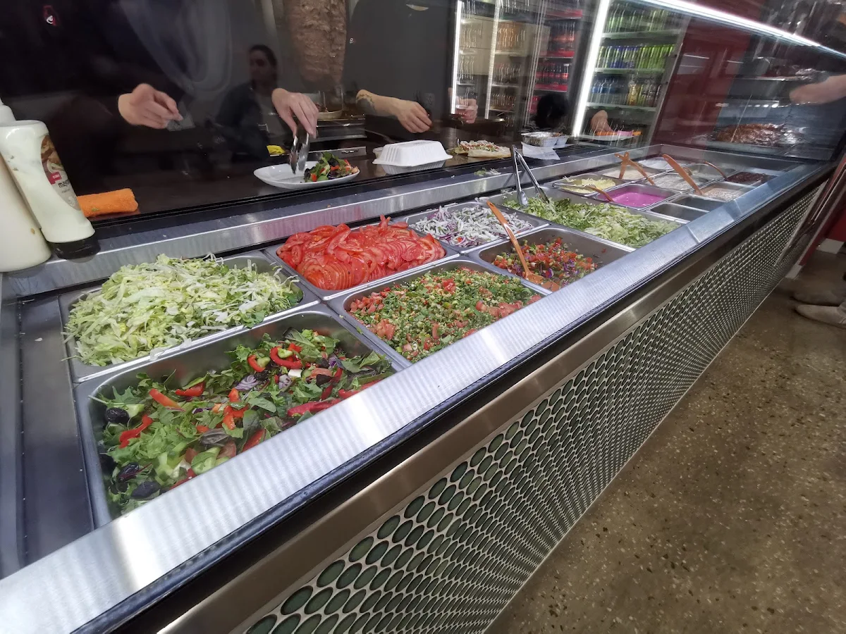 Vibe, Mernda Kebab House