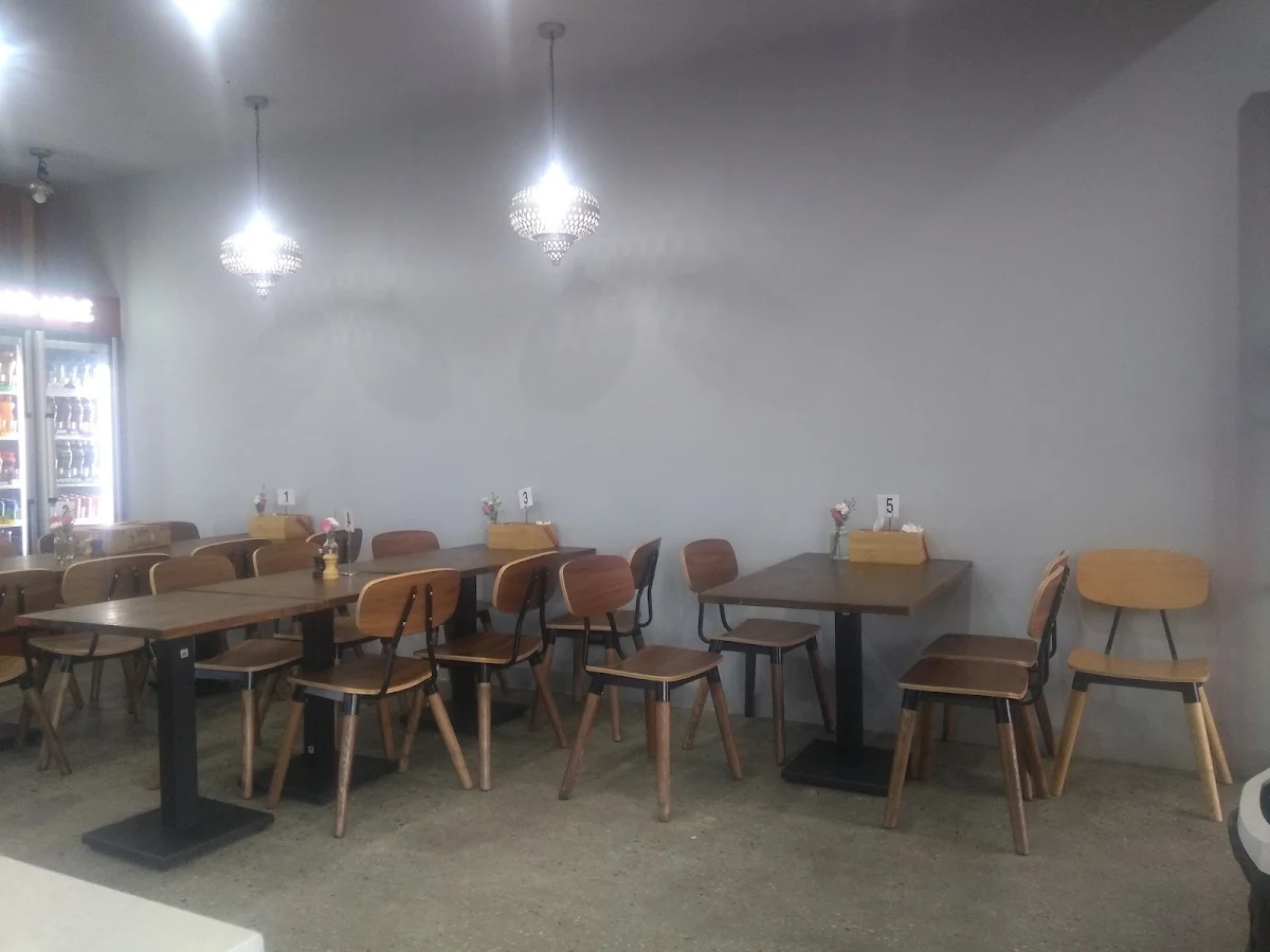 Vibe, Mernda Kebab House