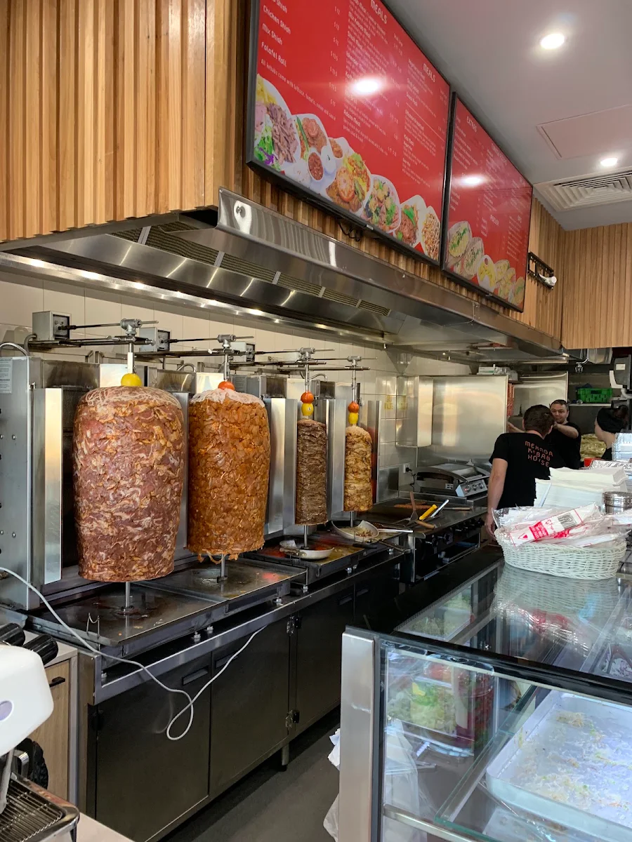Vibe, Mernda Kebab House