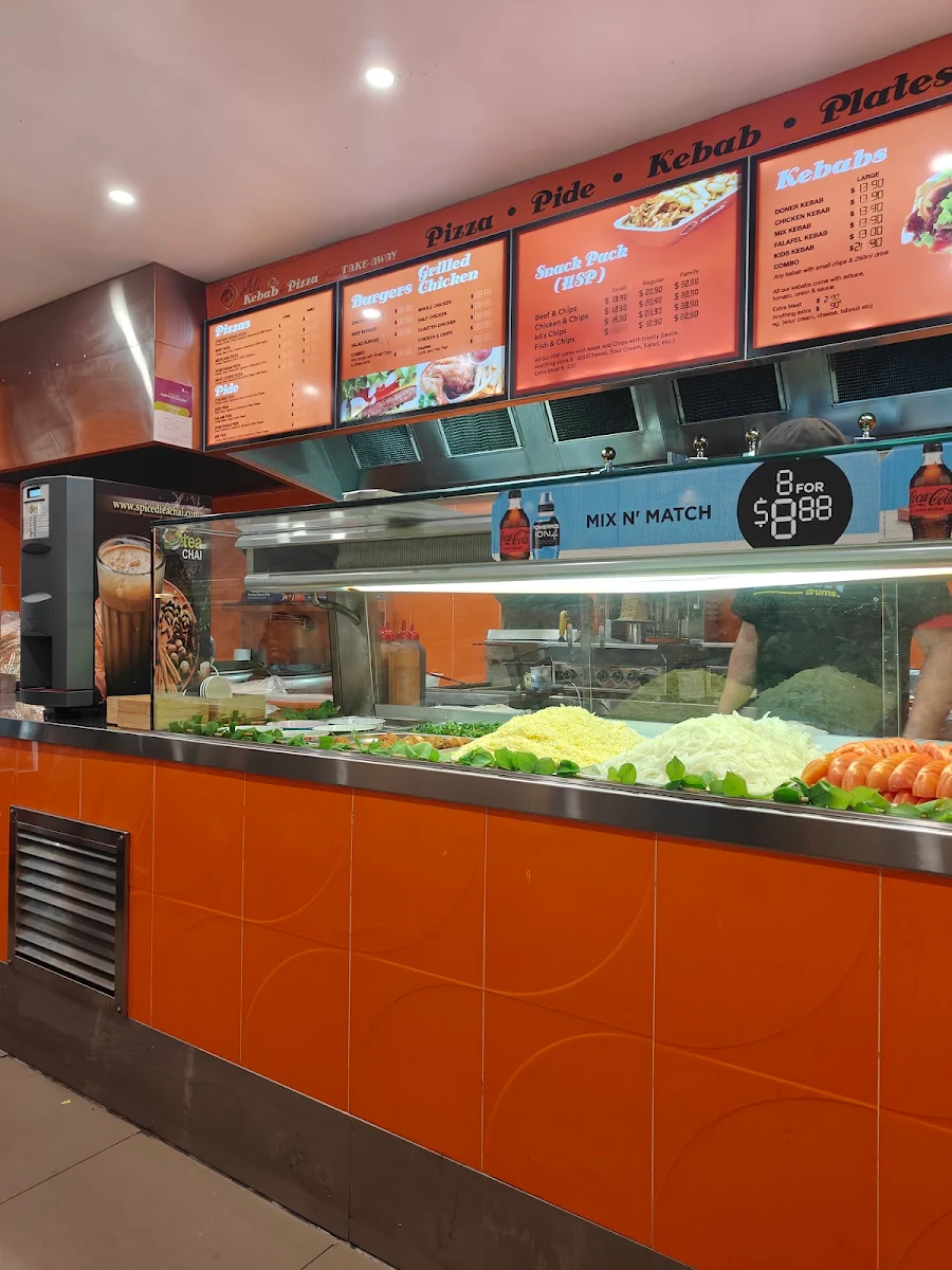 Vibe, Alis Kebab