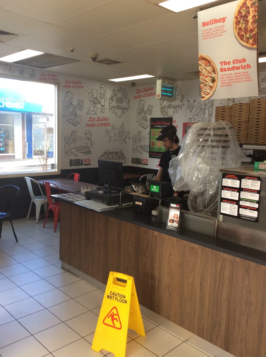 Vibe, Bubba Pizza