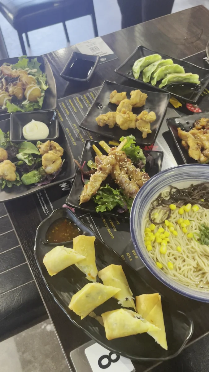 Food & drink, RAKURAKU Ramen & Don