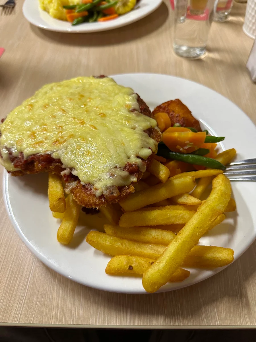 Food & drink, Newmarket Hotel