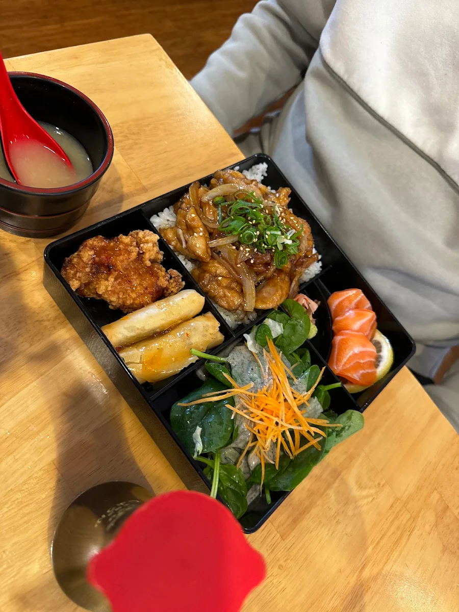 Food & drink, Sushi House