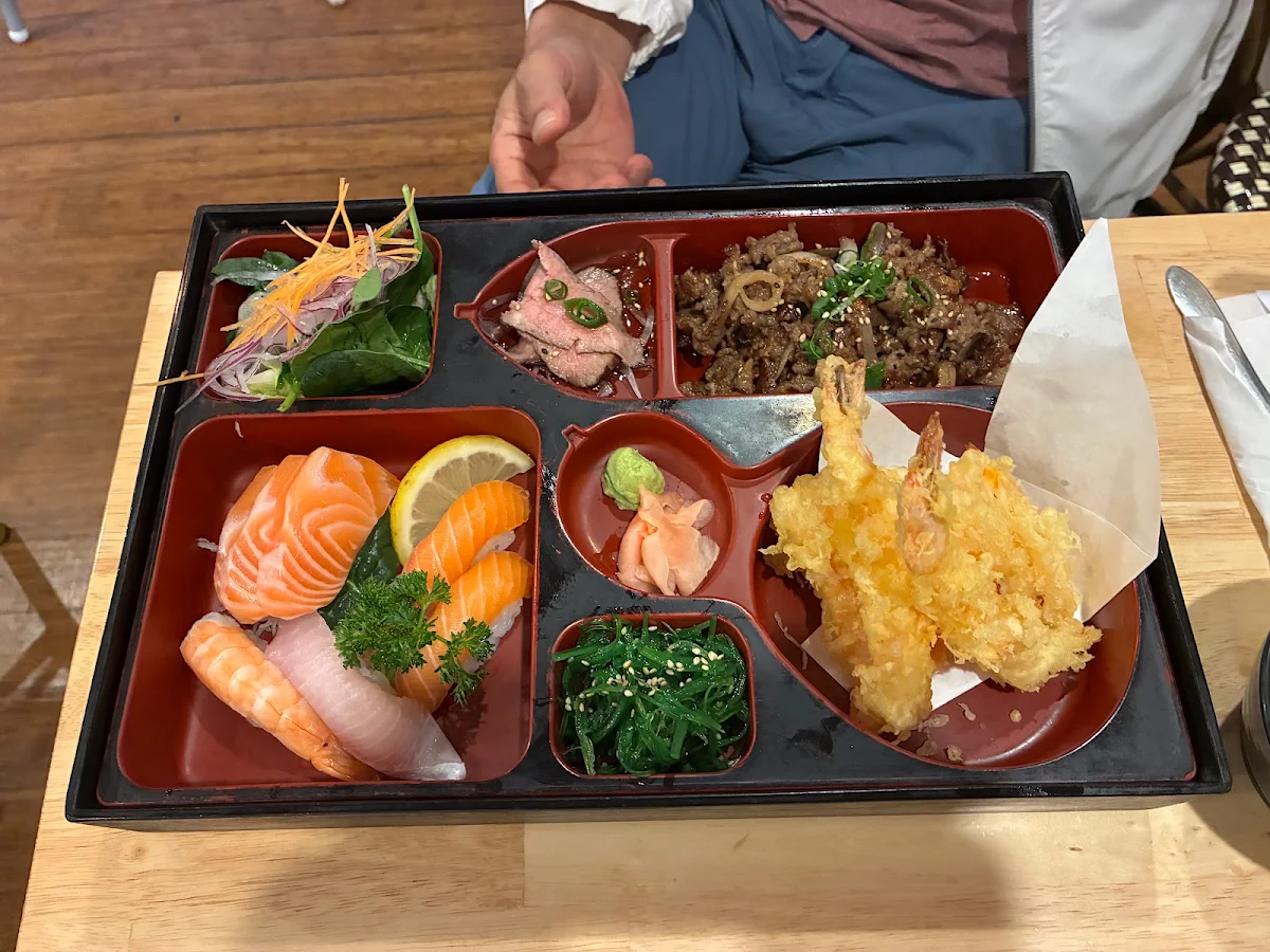 Food & drink, Sushi House