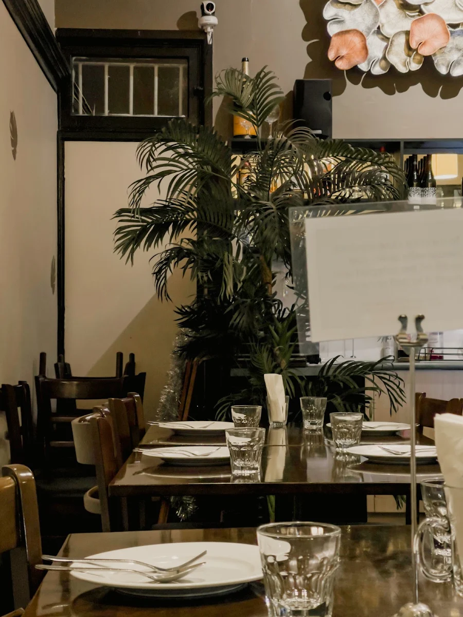 Vibe, Little Thai Kitchen