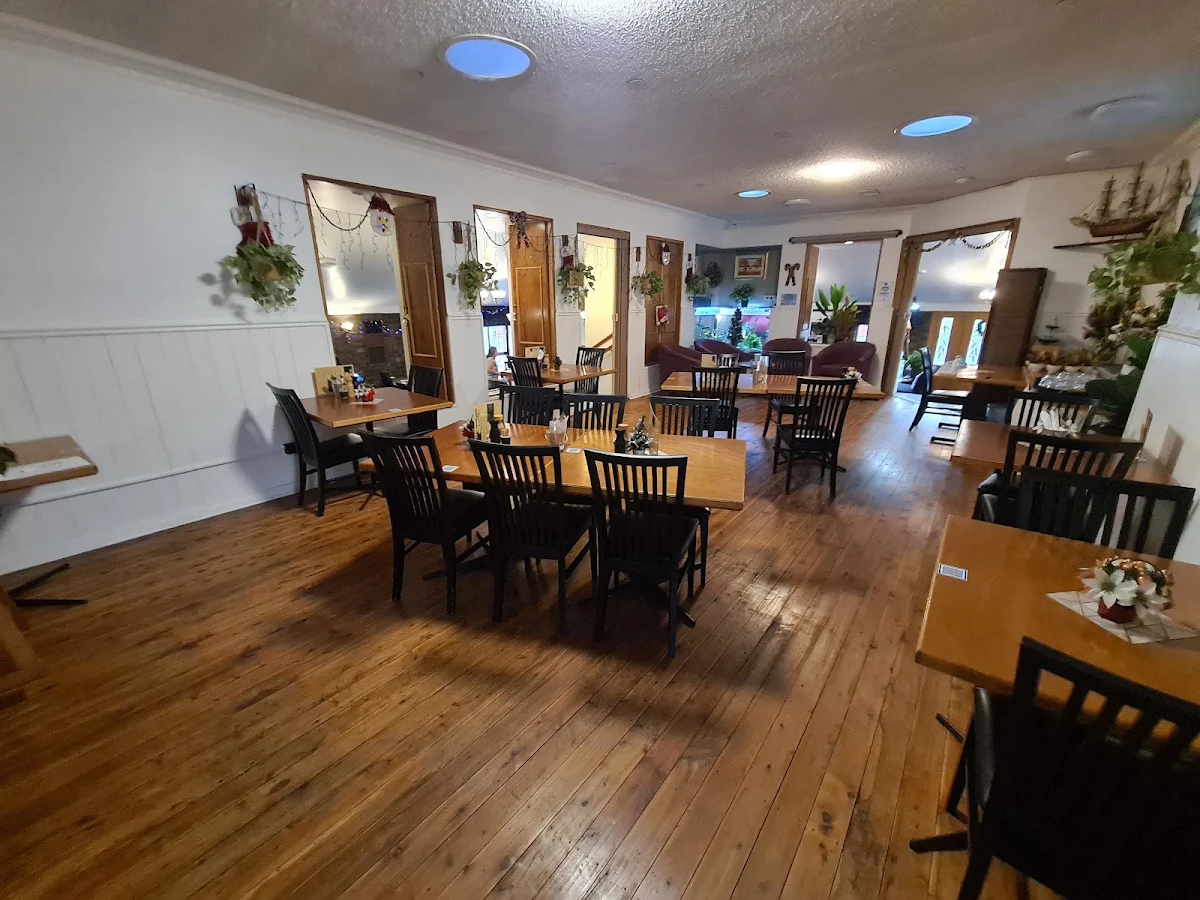Vibe, Endeavour Restaurant