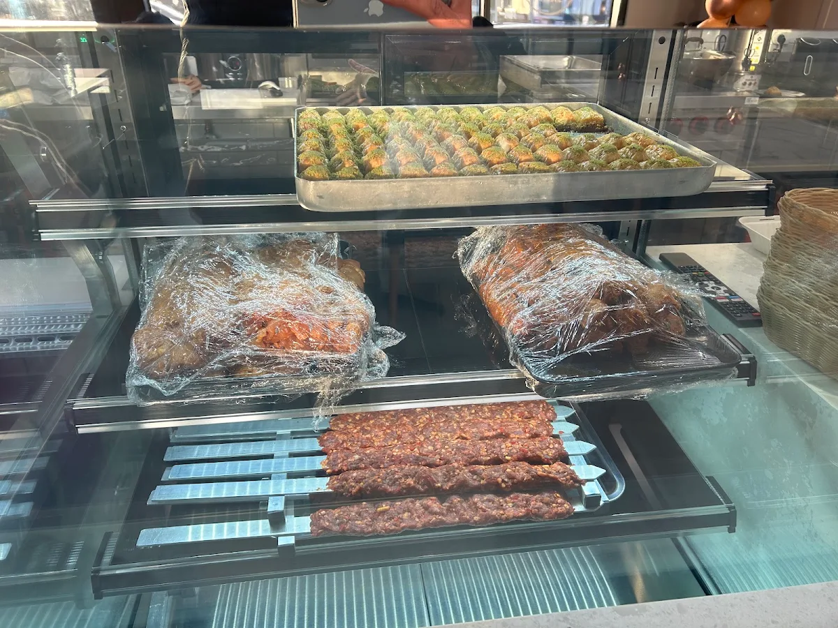 Vibe, Truganina Kebab House