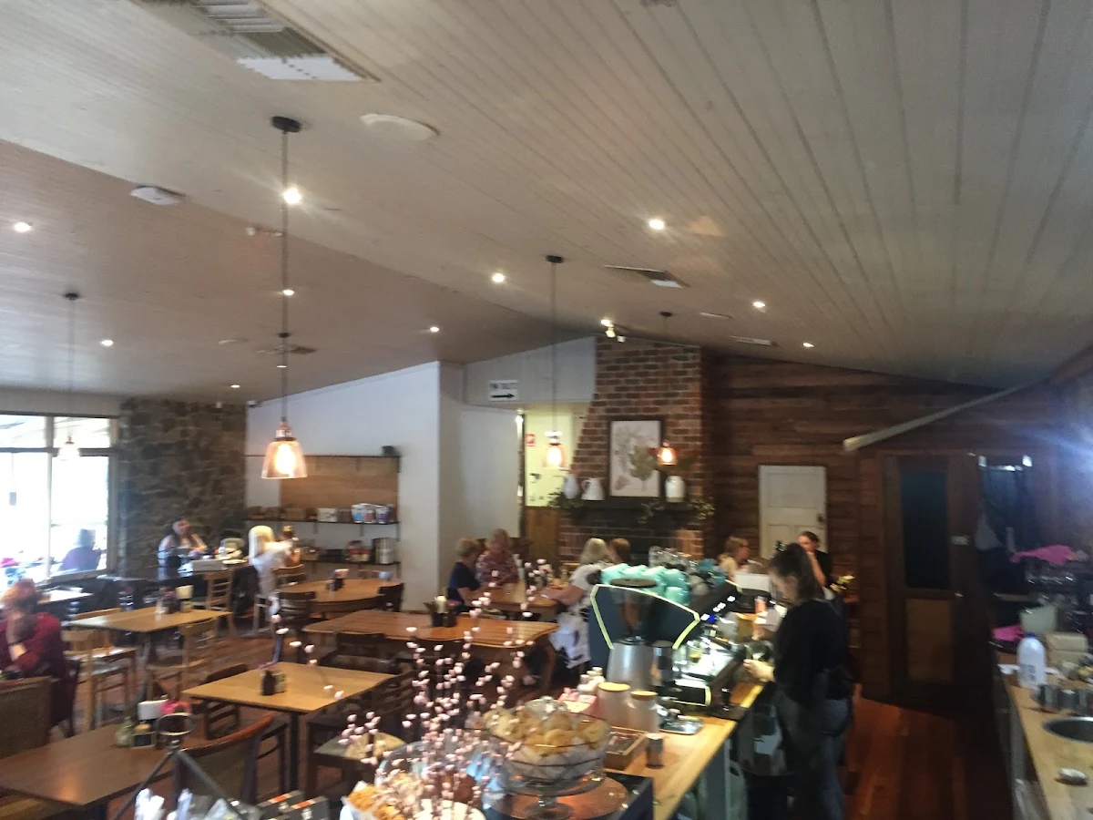 Vibe, Warrandyte Stonehouse Cafe
