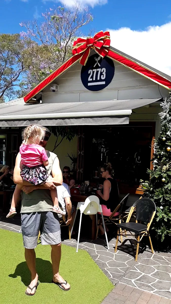 Vibe, 2773 Cafe