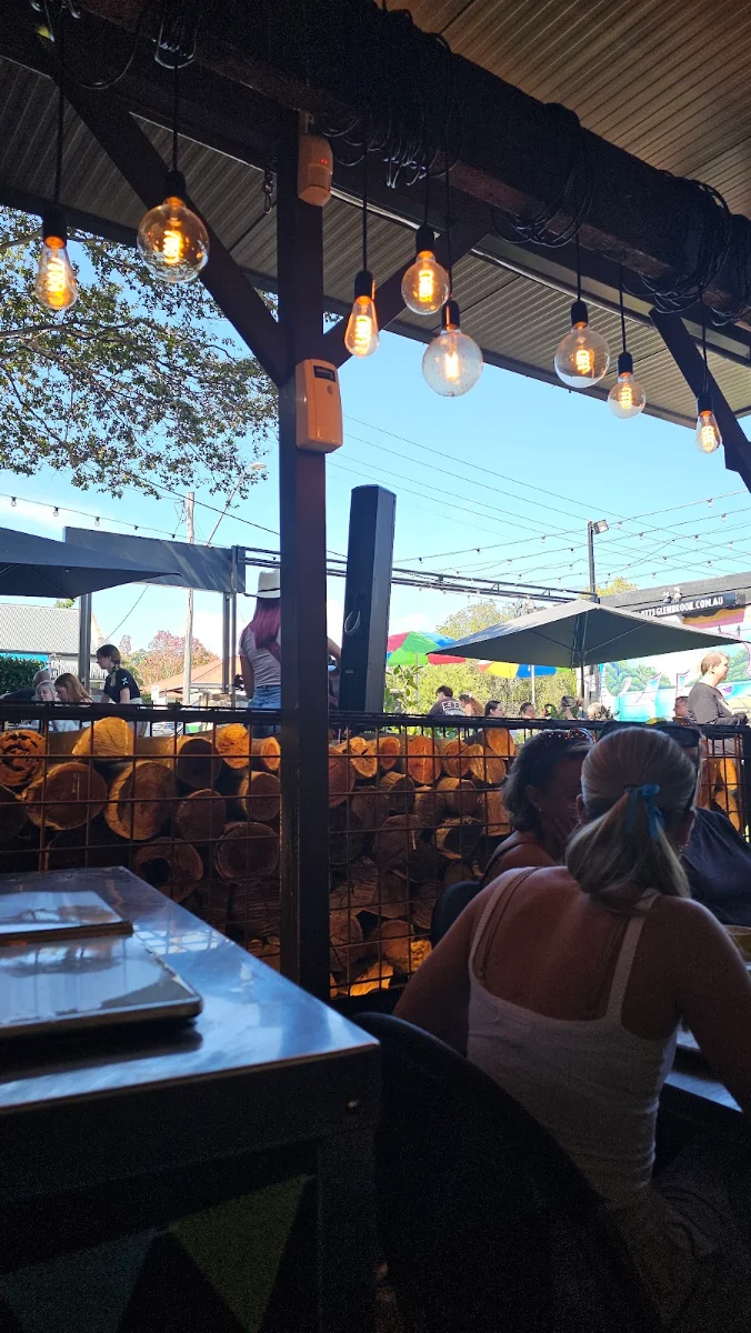 Vibe, 2773 Cafe