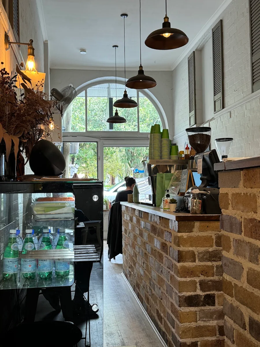 Vibe, Cafe The Bethel