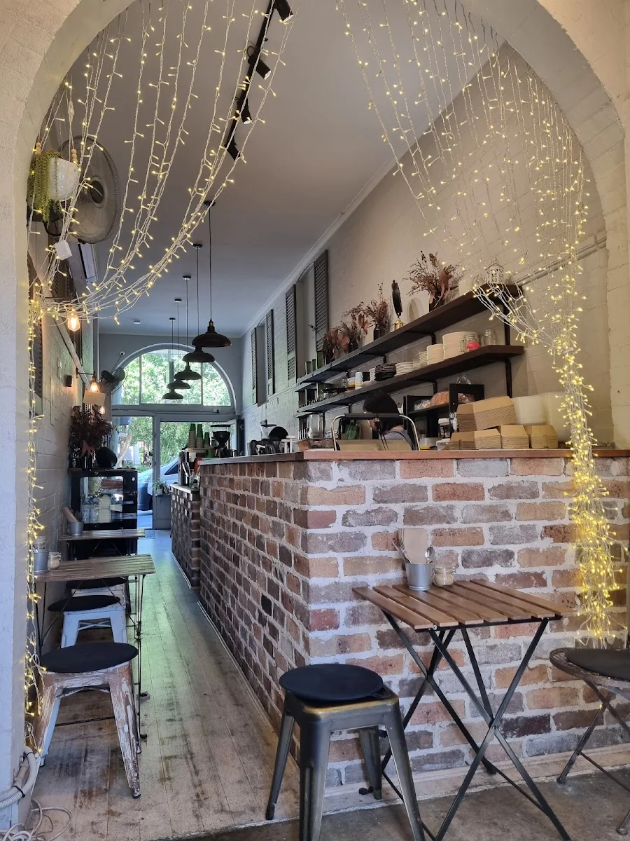 Vibe, Cafe The Bethel