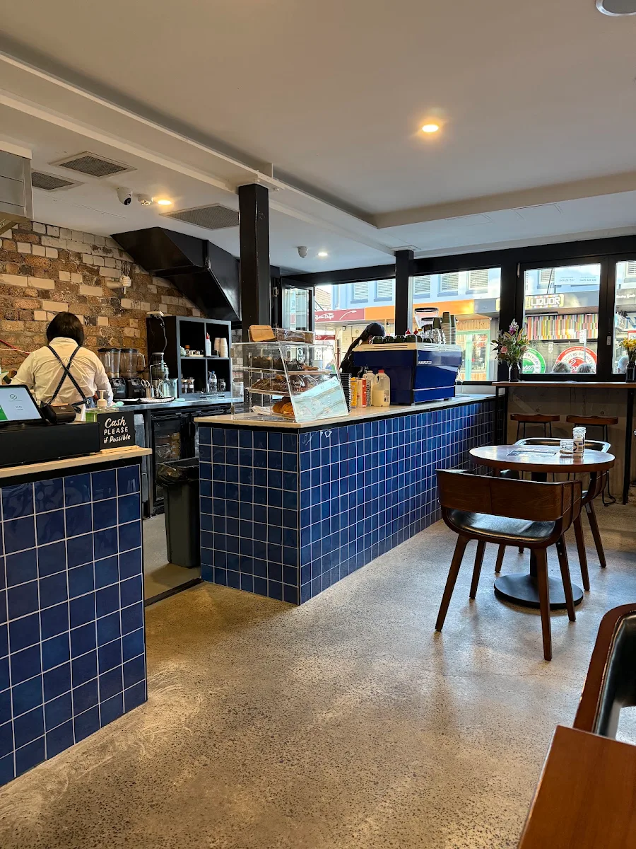 Vibe, Cafe The Bethel