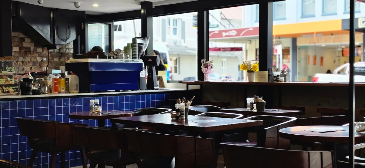 Vibe, Cafe The Bethel