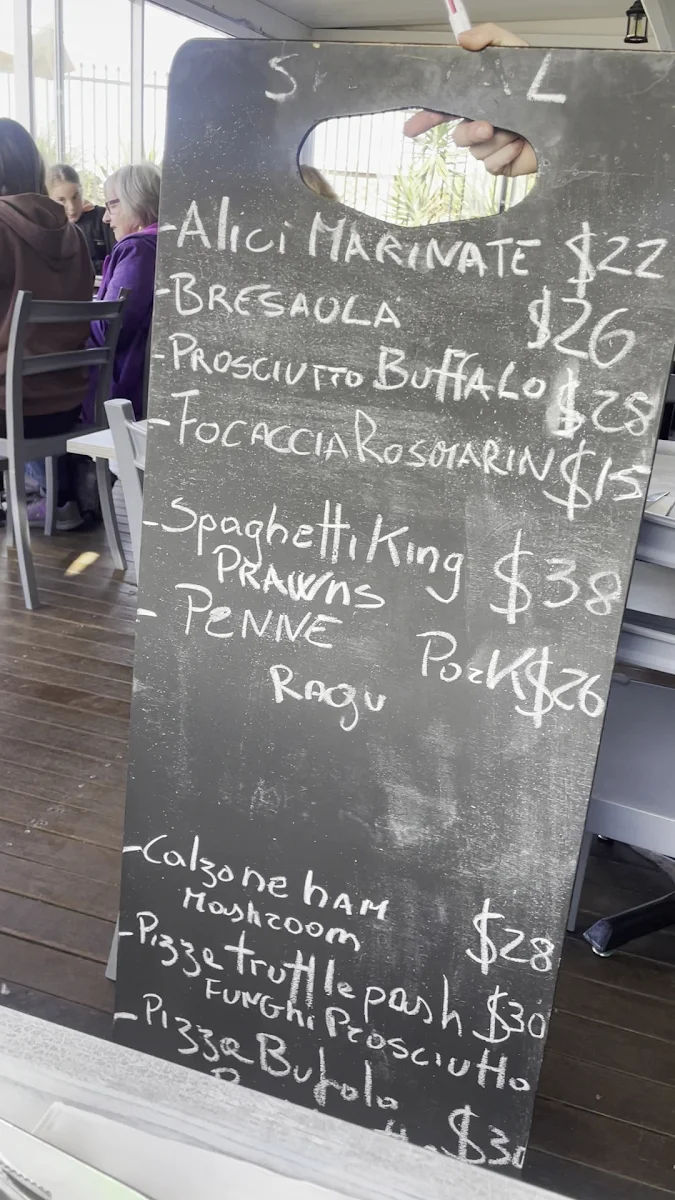 Menu, Lo Stretto Cafe Restaurant