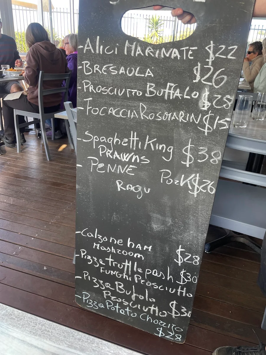 Menu, Lo Stretto Cafe Restaurant
