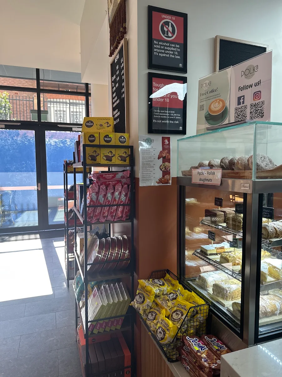 Vibe, Polka Café & Deli